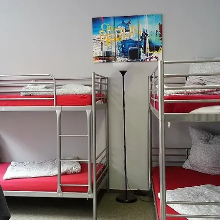 Die Etage East Hostel