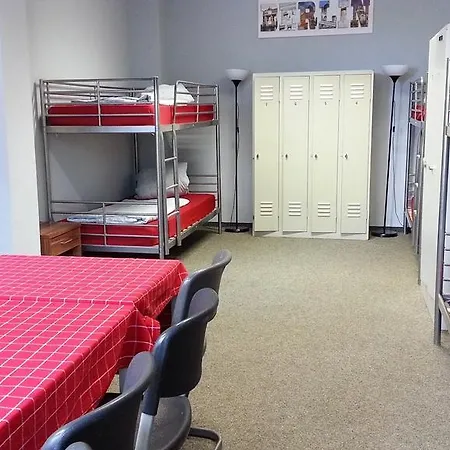 Die Etage East Hostel *