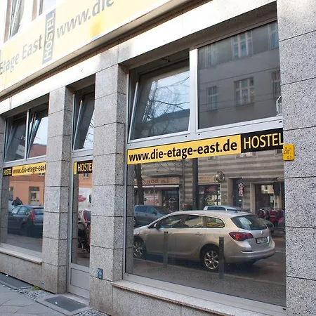 Die Etage East Hostel *