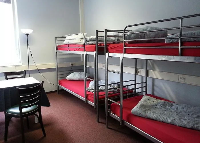 Hostel Die Etage East *