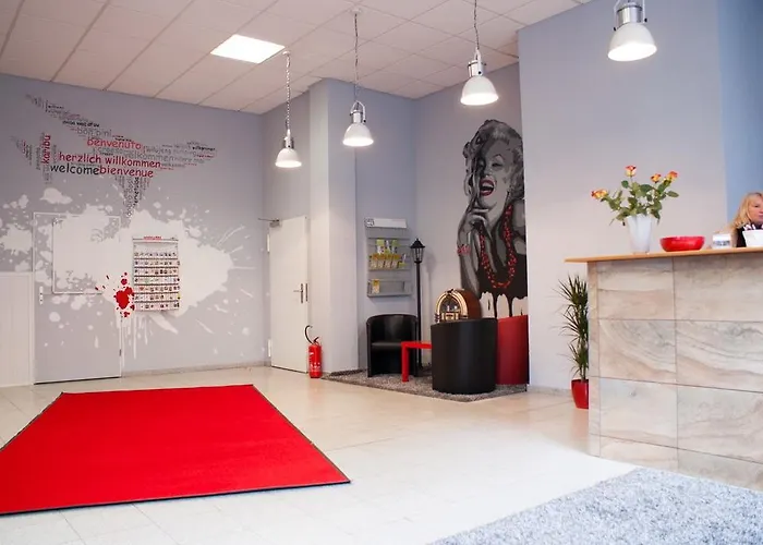 Die Etage East بيت شباب *