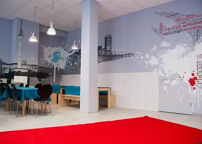 Die Etage East بيت شباب