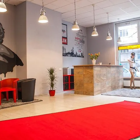 Die Etage East بيت شباب *