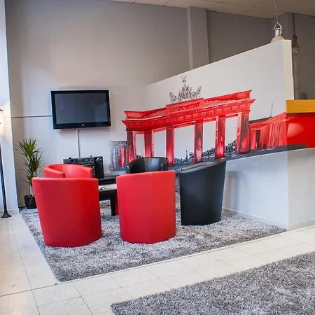 Die Etage East بيت شباب *